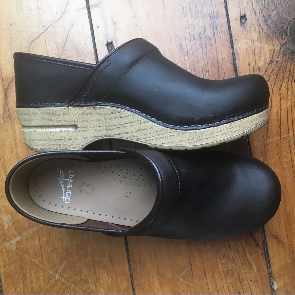 Brown Leather Dansko Clogs - Size 39